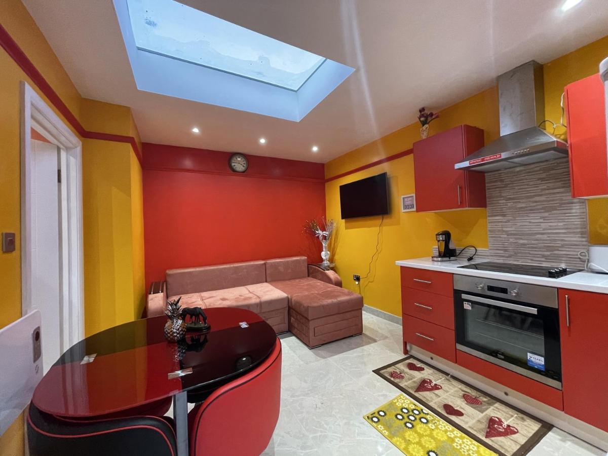 Апартаменти Modern Garden House Гарроу Екстер'єр фото